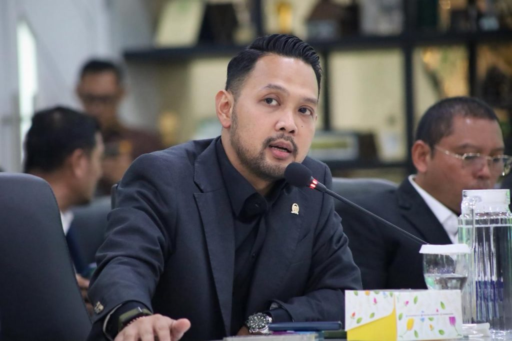 Penambahan Armada KRL Jabodetabek Komisi VI DPR
