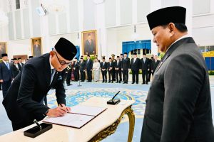 Presiden Prabowo Subianto Melantik Arrmanatha Nasir